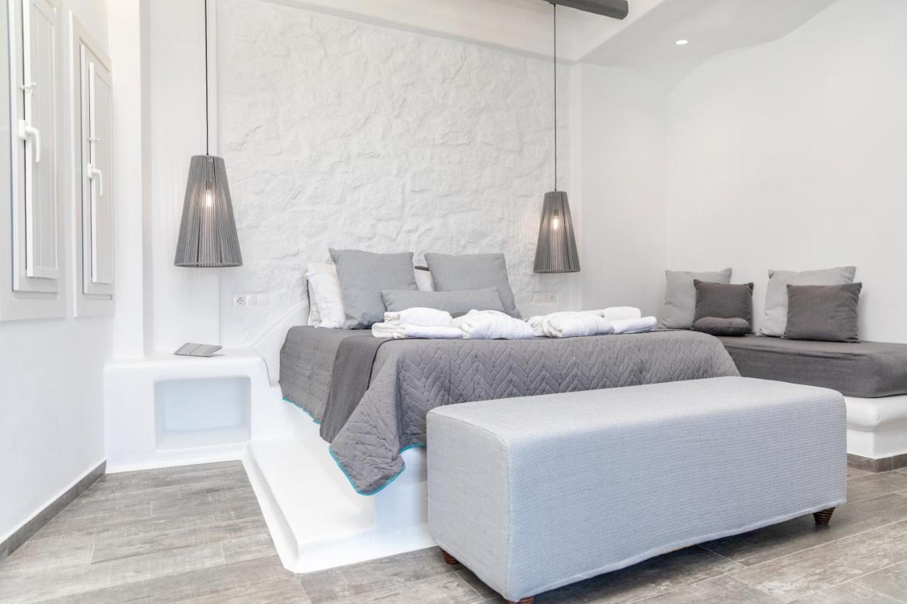 El_Puerto Luxury Port Suites Naxos City Exterior photo